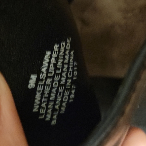 Nine West| Kelsawn Leather and Suede Wedge Size 9 - Picture 4 of 4